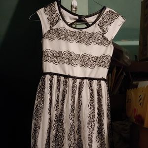Girls dress